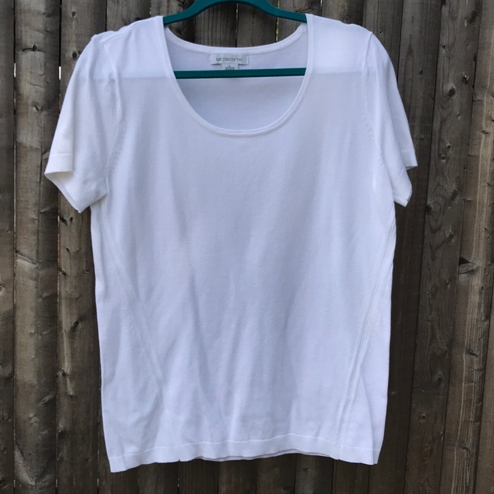 White short sleeve top